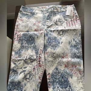 Cute Chico’s pants for spring or summer. New with tags.